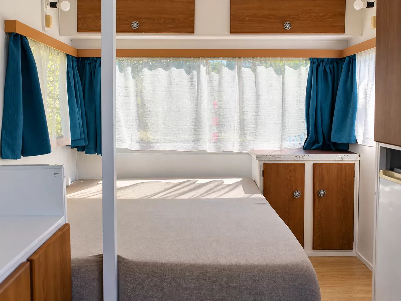 Standard Caravan 2