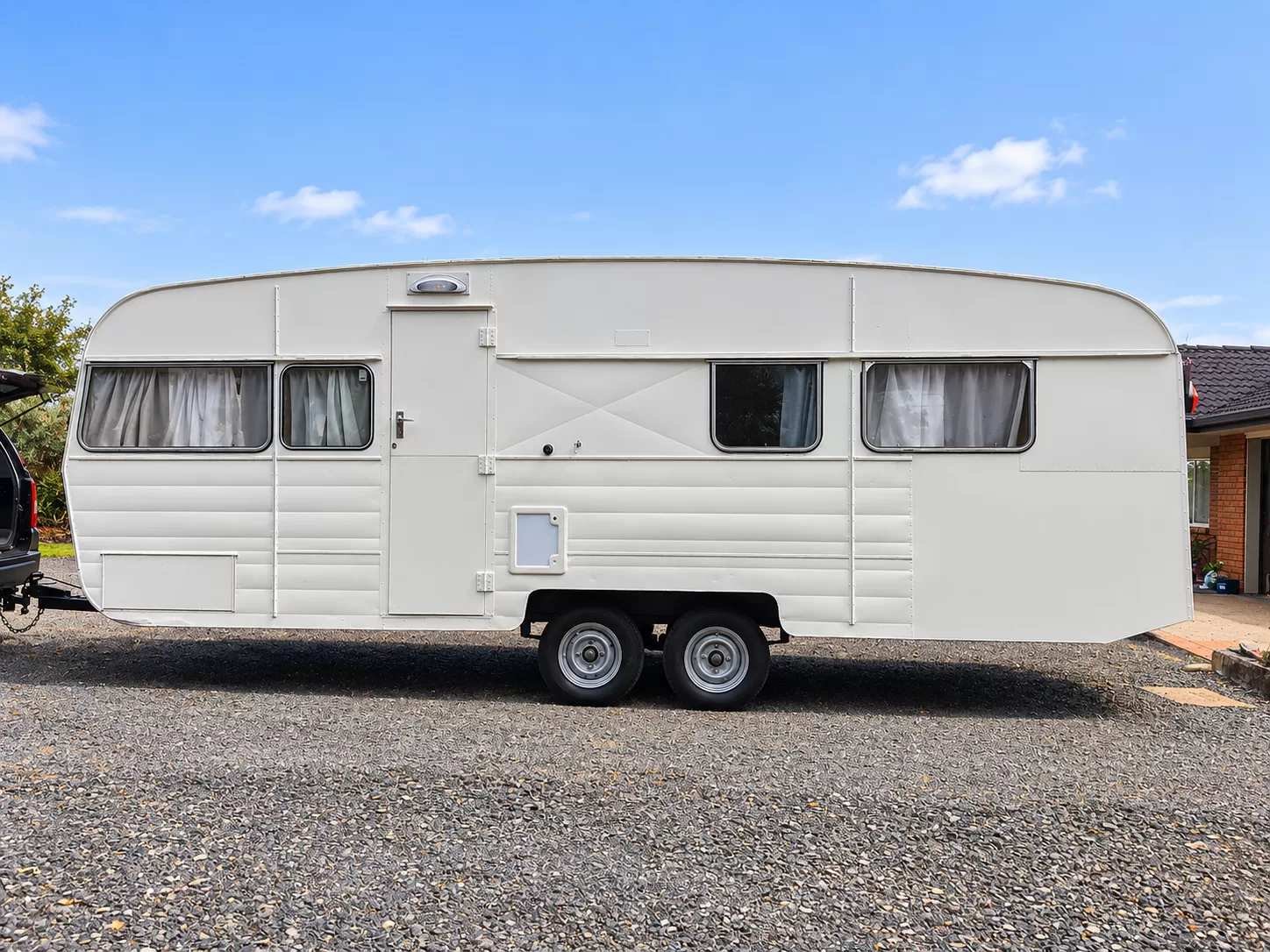 Self-Contained Caravan 1